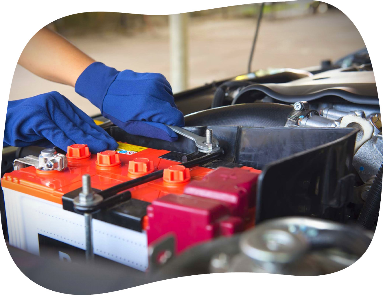 Car Battery Replacement & Change Service in Dubai 24/7